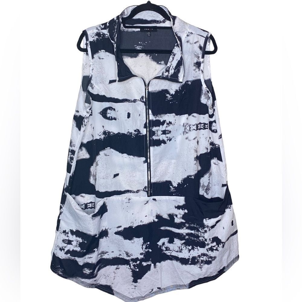 Jason Wm’s Sz XL Black White Yolanda Print Large Pockets Half Zip Light Vest